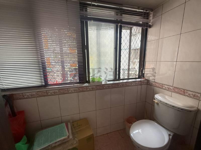 泰山買房賣屋稀有三陽開泰三房車,新北市泰山區辭修路