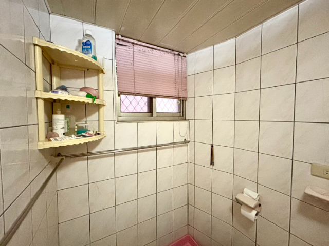 泰山買房賣屋晶華小築溫馨三房,新北市泰山區明志路二段