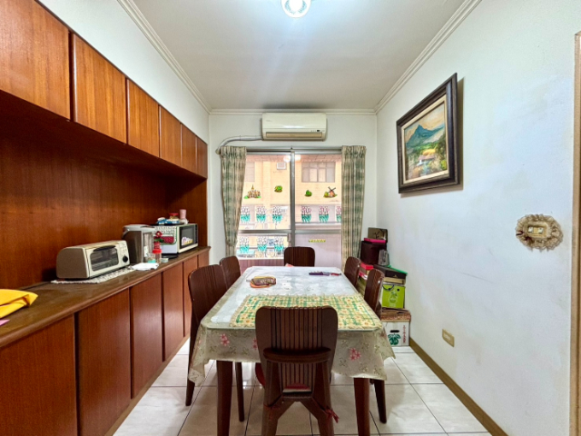 泰山買房賣屋晶華小築採光大三房,新北市泰山區明志路二段