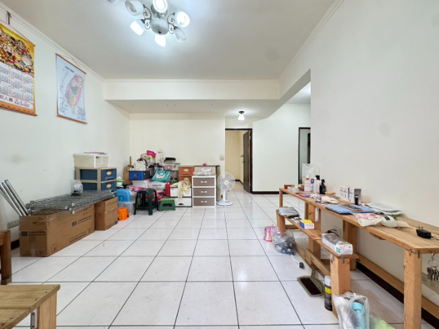 泰山買房賣屋明志國小旁低總價三房,新北市泰山區明志路二段