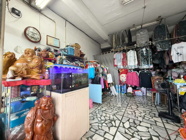 五股買房賣屋4米5面寬邊間聚財店面,新北市五股區成泰路一段