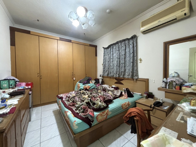 五股買房賣屋稀有樓中樓低總價大四房車,新北市五股區西雲路