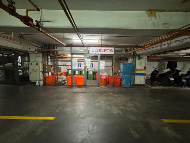 五股買房賣屋稀有樓中樓低總價大四房車,新北市五股區西雲路