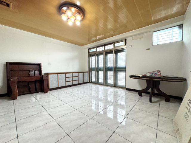 五股買房賣屋水碓特區山莊別墅,新北市五股區水碓三路