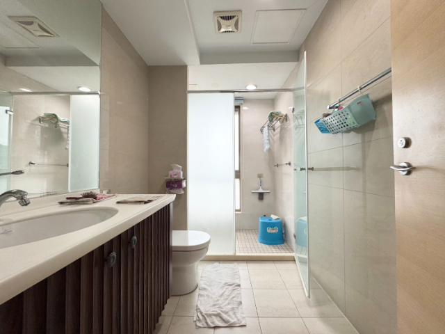 泰山買房賣屋邊間好規劃水鑽石,新北市泰山區貴子路