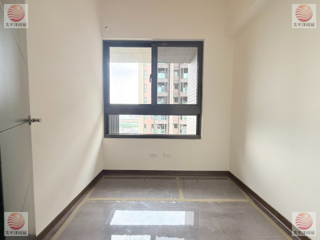 五股買房賣屋快樂王國雙陽台景觀三房車,新北市五股區成洲五路