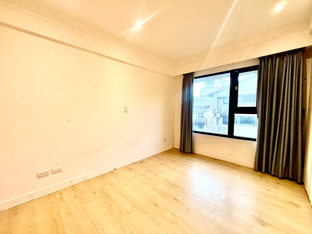 五股買房賣屋森詠雙主臥四房車,新北市五股區五福路