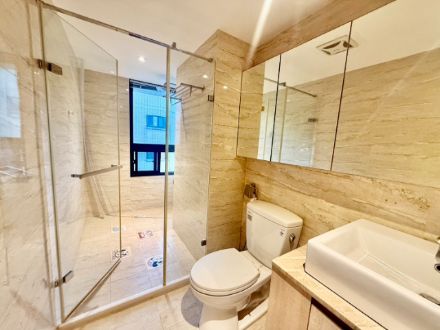 五股買房賣屋森詠雙主臥四房車,新北市五股區五福路