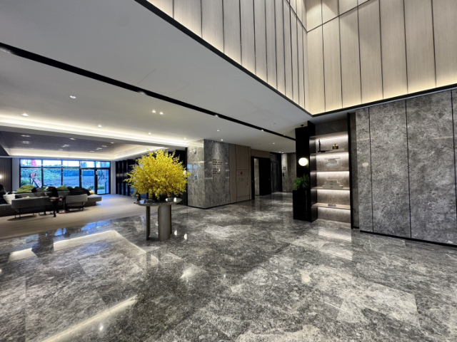 五股買房賣屋成州國小醒目店面,新北市五股區成泰路三段