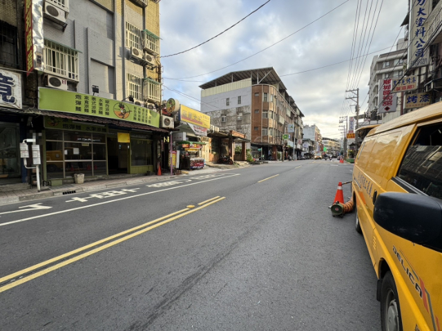 泰山買房賣屋原地退休金雞母,新北市泰山區明志路二段