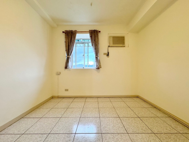 五股買房賣屋公園綠境方正大三房車,新北市五股區成泰路一段