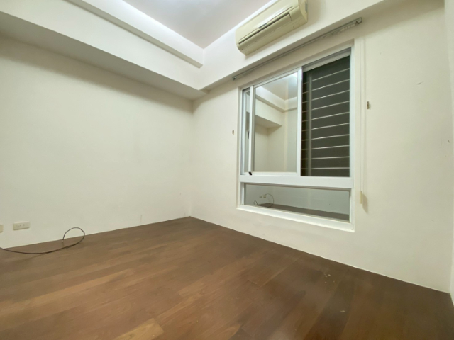 泰山買房賣屋十八甲正中心三房車,新北市泰山區仁愛路