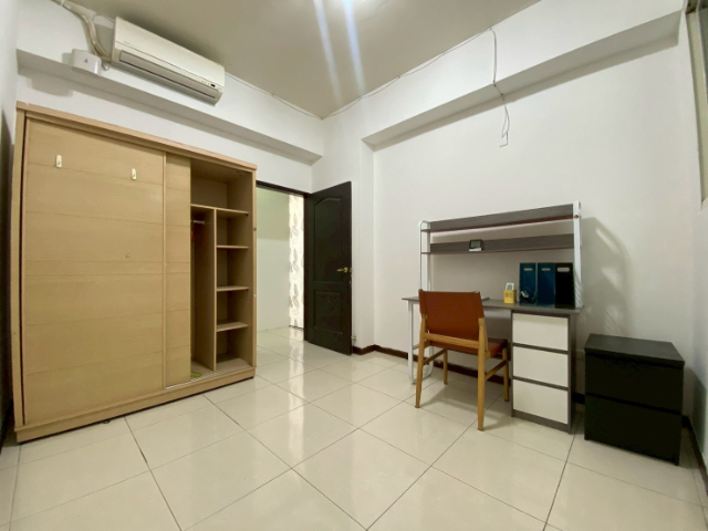 泰山買房賣屋18甲旁低公設採光美4房,新北市泰山區楓樹街