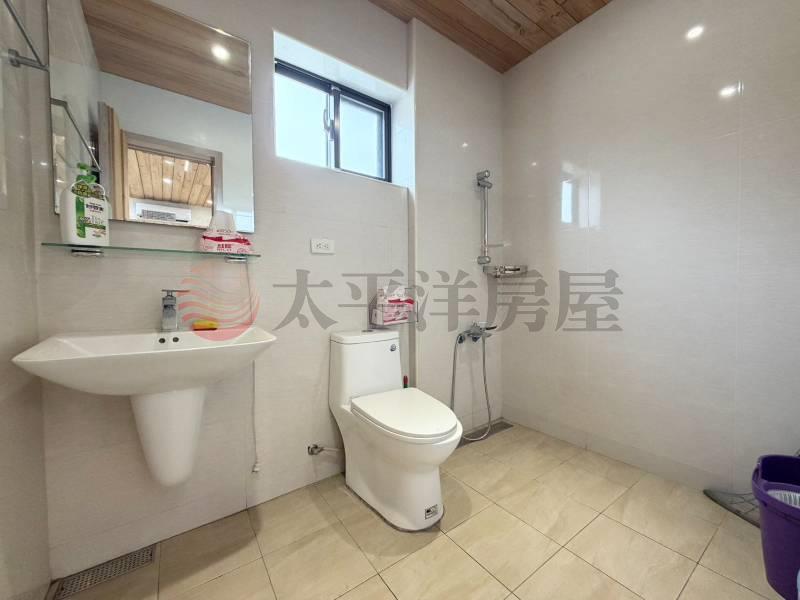 五股買房賣屋稀有挑高氣派美裝潢透天,新北市五股區中興路二段