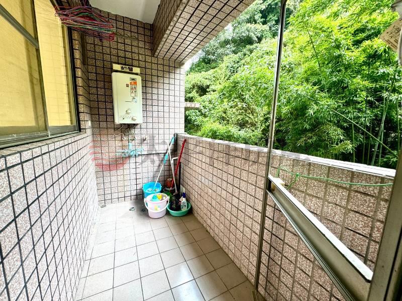 泰山買房賣屋13%低公設前後陽台三房,新北市泰山區泰林路二段