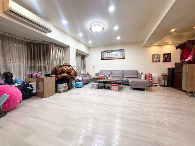 泰山買房賣屋羅浮美裝四房車,新北市泰山區仁愛路