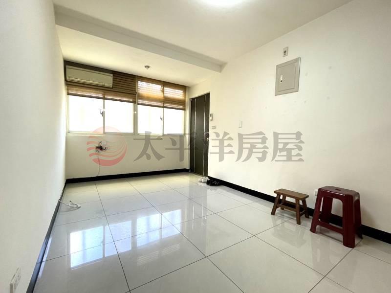 泰山買房賣屋中央獨享邊間方正兩房,新北市泰山區中央路