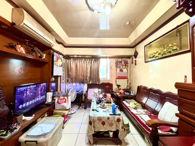 泰山買房賣屋麗池樂章方正三房車,新北市泰山區泰林路二段