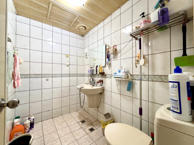 泰山買房賣屋麗池樂章方正三房車,新北市泰山區泰林路二段