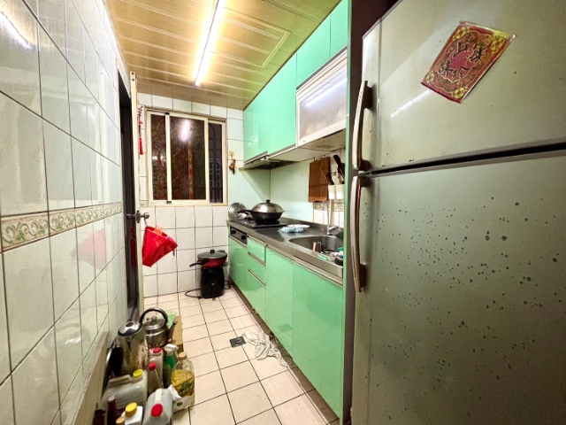 泰山買房賣屋麗池樂章方正三房車,新北市泰山區泰林路二段