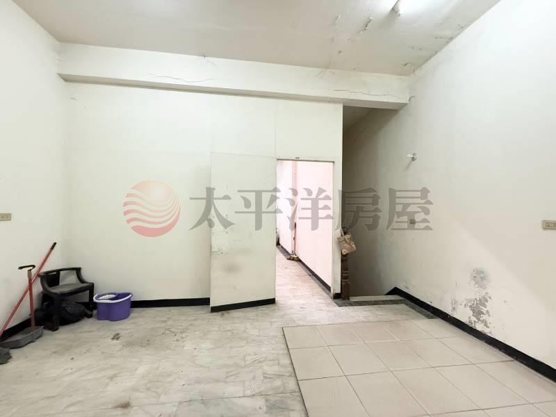 ☀泰山買房賣屋泰林使用大空間1+2金店面,新北市泰山區泰林路二段
