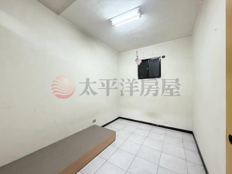 ☀泰山買房賣屋泰林使用大空間1+2金店面,新北市泰山區泰林路二段