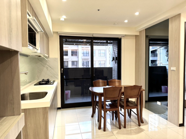 泰山買房賣屋華亞新潤高樓層三房車,桃園市龜山區華亞三路