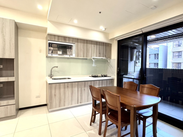 泰山買房賣屋華亞新潤高樓層三房車,桃園市龜山區華亞三路