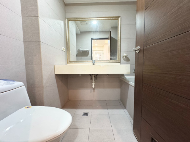 五股買房賣屋洲子洋小資可塑兩房車,新北市五股區芳洲八路