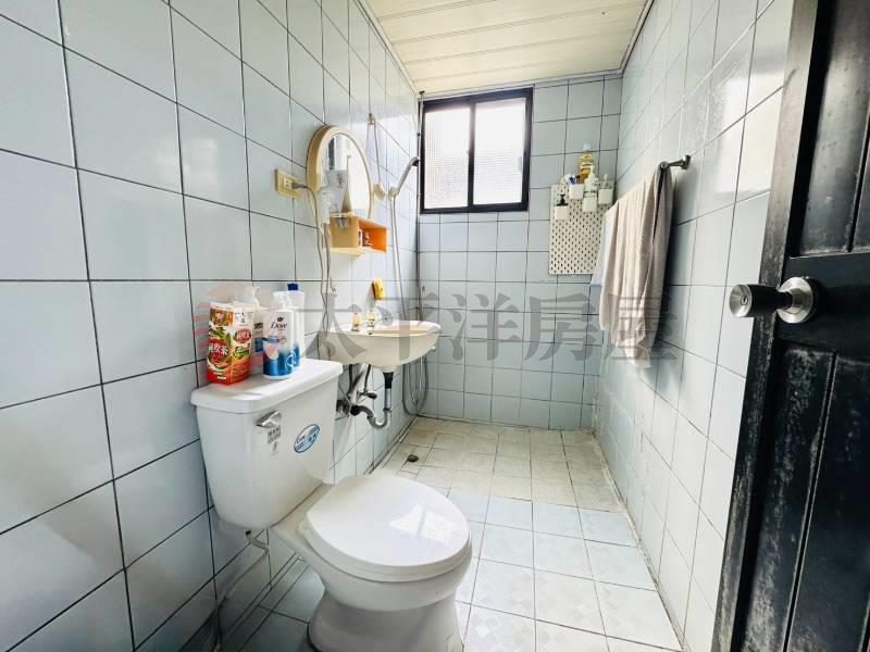 泰山買房賣屋信義安和捷運公寓頂佳屋,台北市大安區敦化南路二段