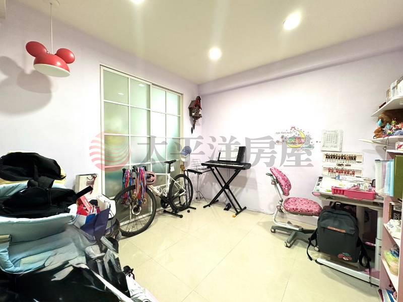 泰山買房賣屋信義安和捷運公寓頂佳屋,台北市大安區敦化南路二段