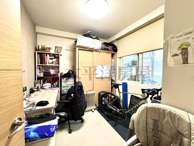 泰山買房賣屋信義安和捷運公寓頂佳屋,台北市大安區敦化南路二段