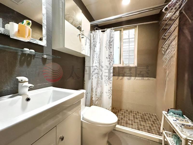 泰山買房賣屋信義安和捷運公寓頂佳屋,台北市大安區敦化南路二段