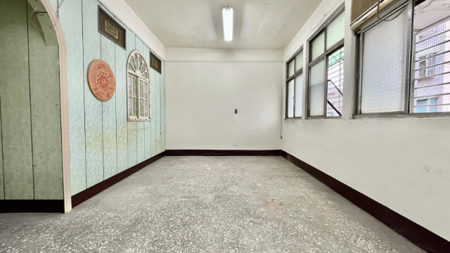 五股買房賣屋鬧區低總價秒殺兩房,新北市五股區西雲路