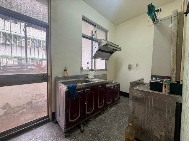 五股買房賣屋鬧區低總價秒殺兩房,新北市五股區西雲路