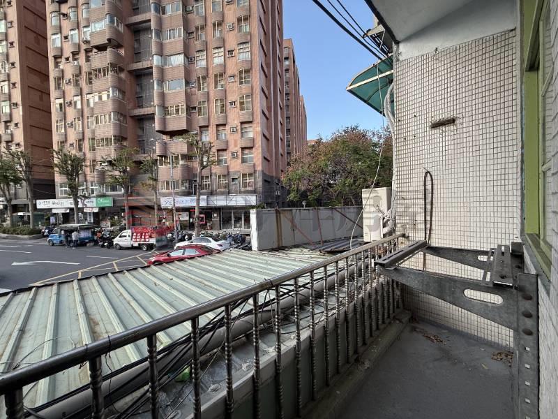 五股買房賣屋自強低總價稀有透天厝,新北市五股區水碓路