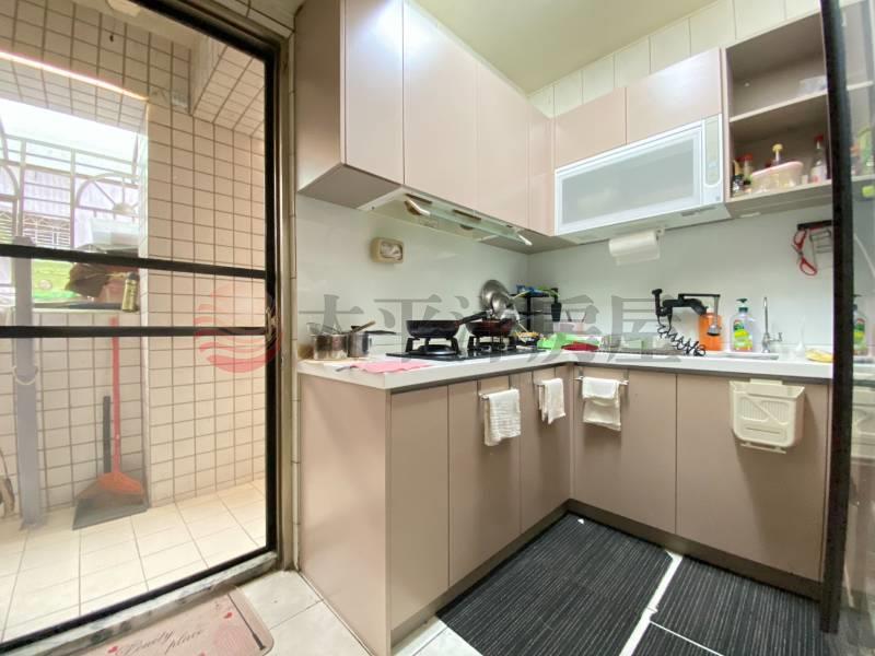 五股買房賣屋低公設御史園方正大三房,新北市五股區御成路