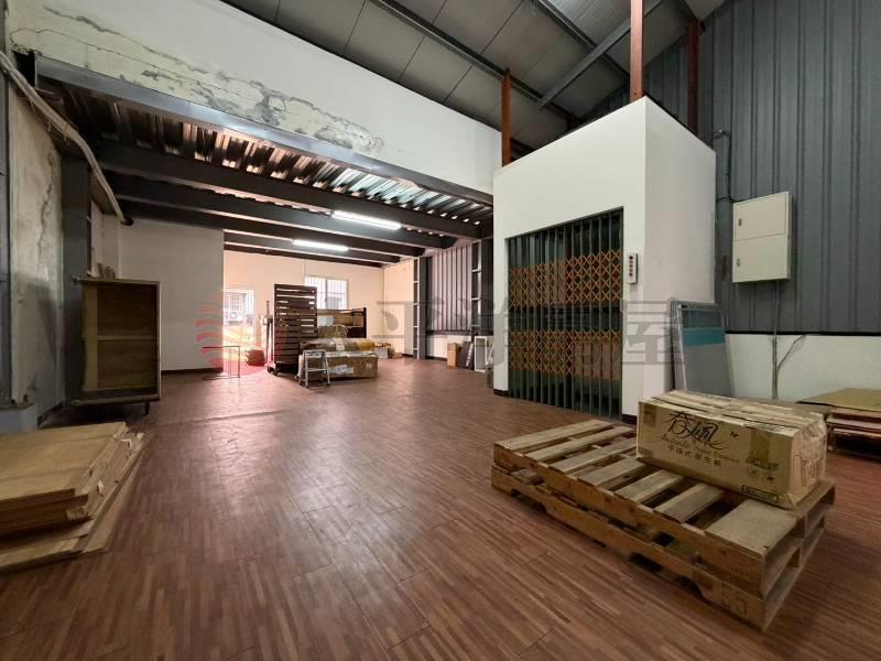 泰山買房賣屋捷運貴和便利乙工廠房,新北市泰山區德安街