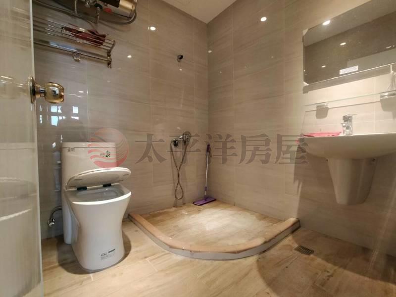 泰山買房賣屋邊間獨梯豪華收租金雞母,新北市泰山區明志路一段