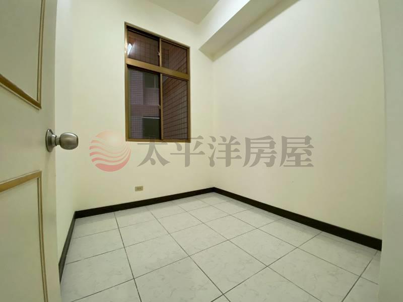 泰山買近雙捷超低公設高度可碩宅(工業用),新北市泰山區貴陽街