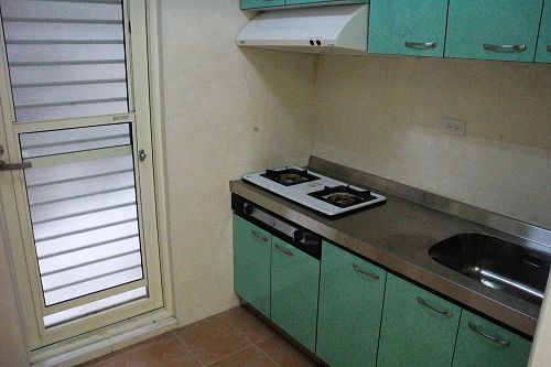 泰山買房賣屋精裝學區美透天,新北市泰山區明志路三段