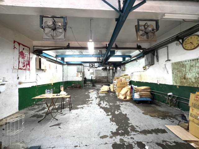 稀有市區貨梯透天廠房(工業用),新北市五股區成泰路二段