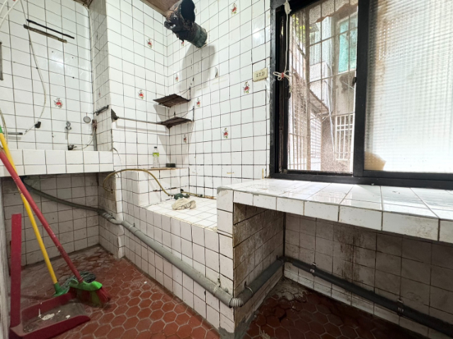 泰山買房賣屋文程低總價公寓,新北市泰山區文程路