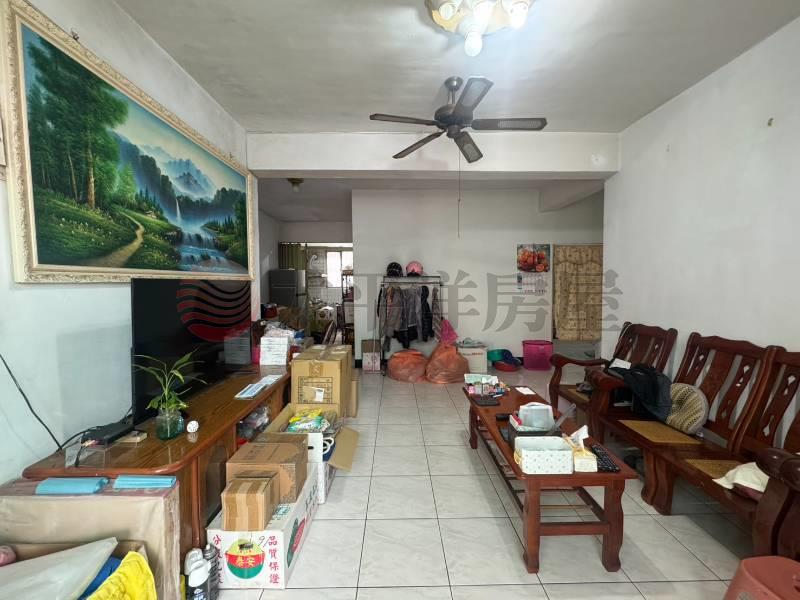 泰山買房賣屋中和環球旁邊間方正頂佳,新北市中和區民享街