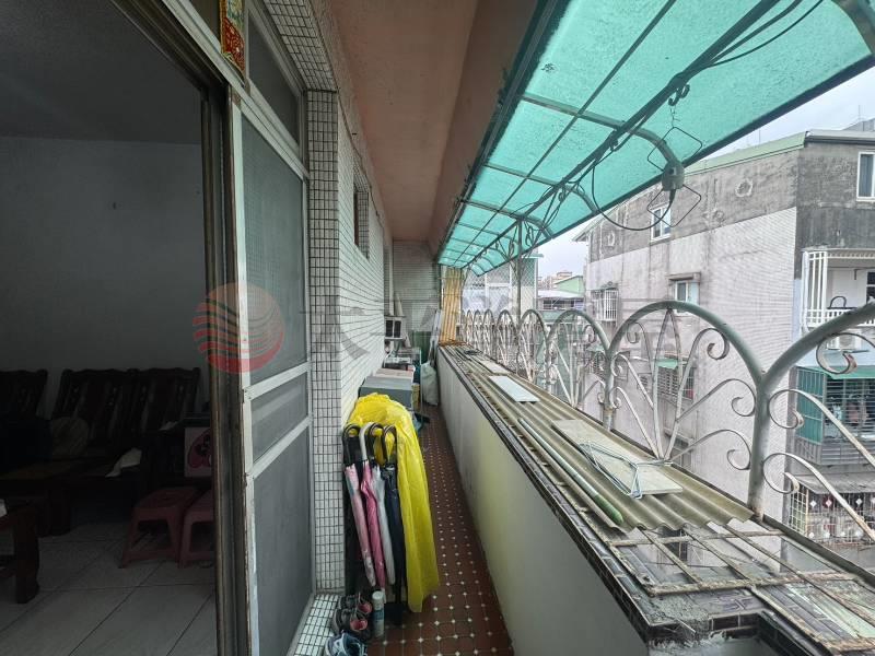 泰山買房賣屋中和環球旁邊間方正頂佳,新北市中和區民享街