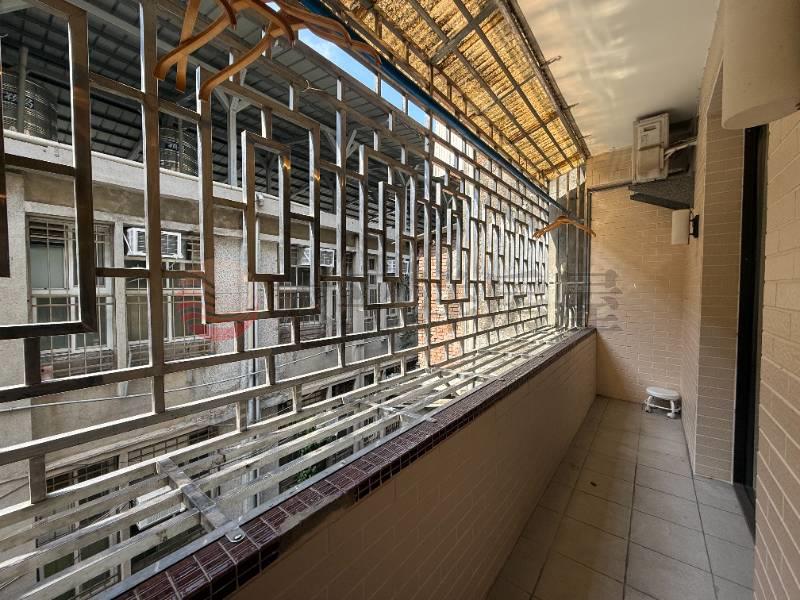 泰山買房賣屋辭修獨梯邊間精美二樓,新北市泰山區辭修路