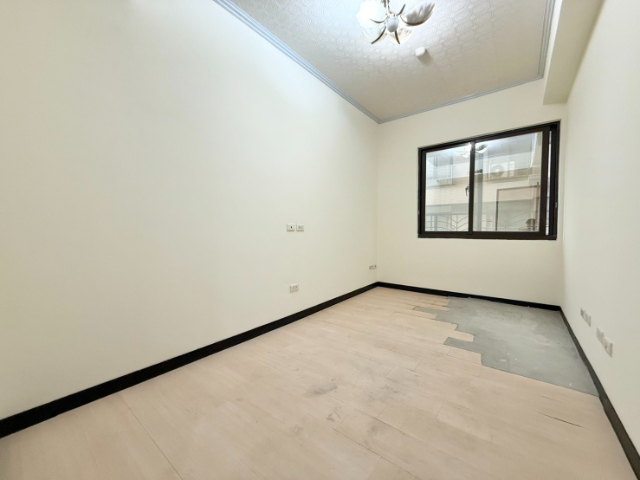 泰山買房賣屋未來塭仔圳邊間可碩四房車,新北市泰山區仁愛路