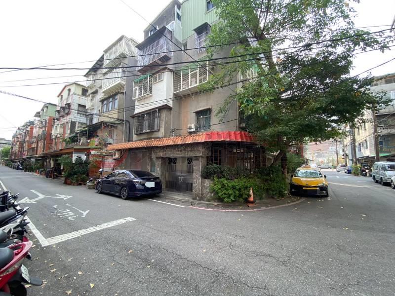 泰山買房賣屋塭仔圳貴和機捷低樓層美宅,新北市泰山區漢口街