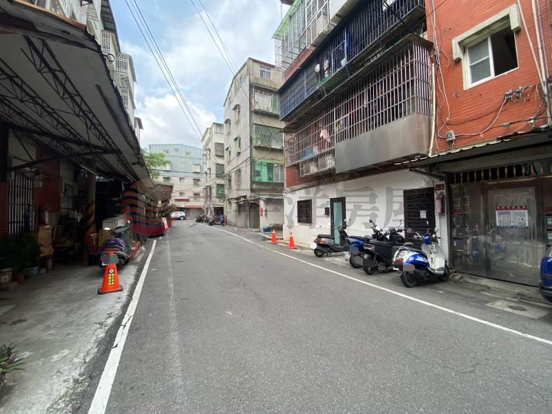 泰山買房賣屋塭仔圳貴和機捷低樓層美宅,新北市泰山區漢口街