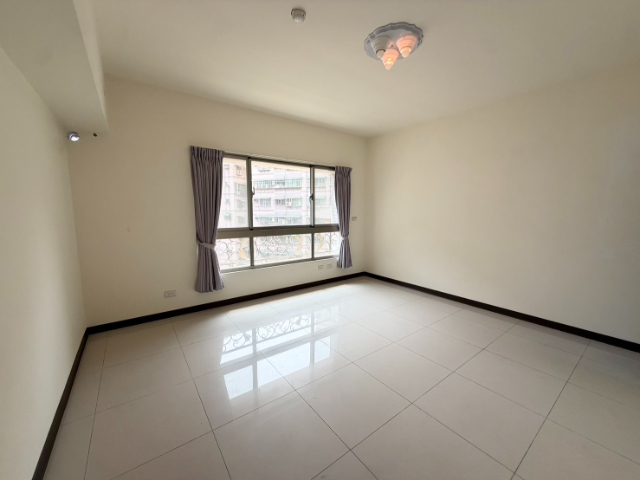 五股買房賣屋幸福低公設幽靜美三房,新北市五股區自強路